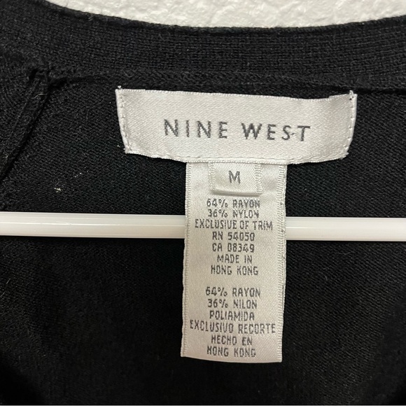 Nine West long sleeve surplice long sleeve top size medium - Picture 4 of 6